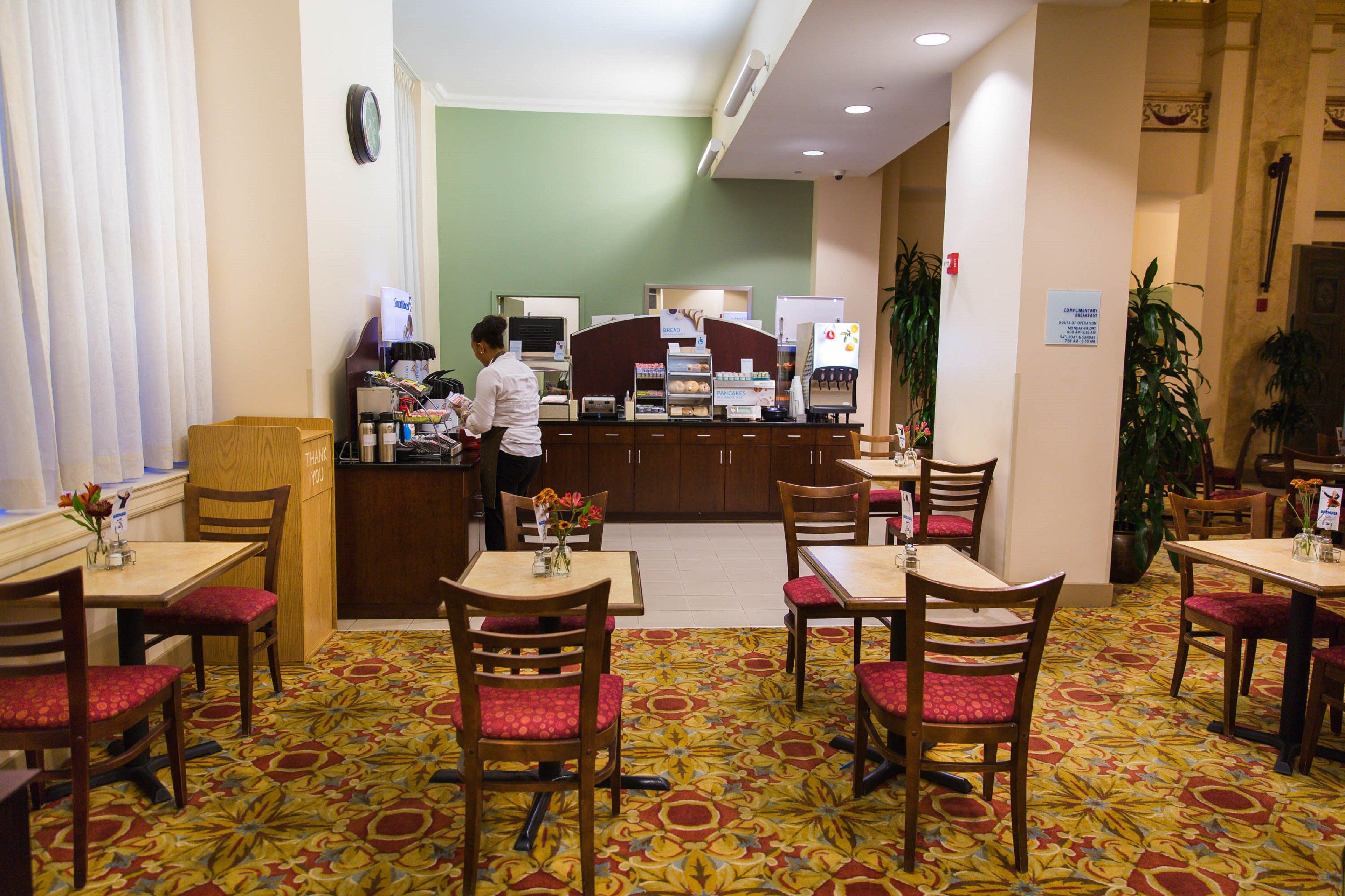 Holiday Inn Express Baltimore-Downtown, An Ihg Hotel Экстерьер фото
