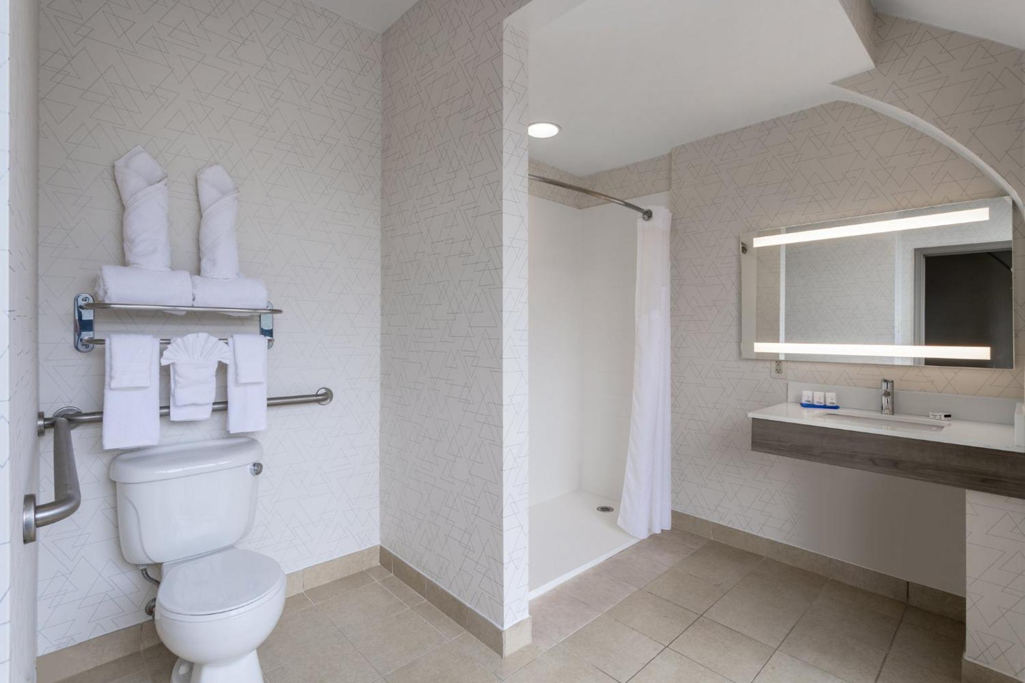 Holiday Inn Express Baltimore-Downtown, An Ihg Hotel Экстерьер фото